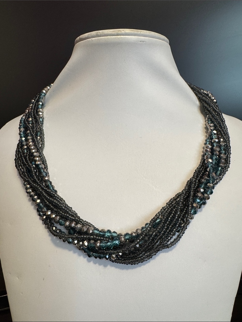 VINTAGE Stamped Premier Designs Necklace